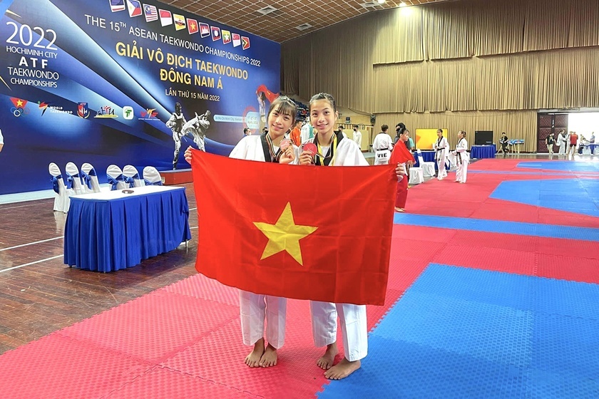 Chị em song sinh người Gia Lai tranh tài ở Giải Vô địch Taekwondo Đông Nam Á