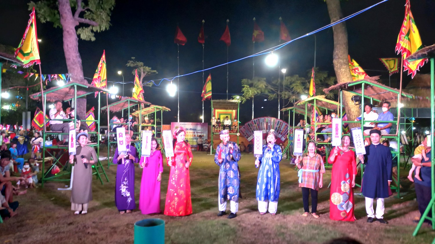 LienHoanBaiChoi2022 03