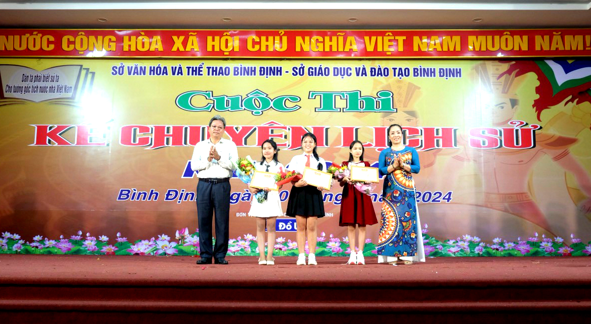 CuocThiKeChuyenLSu2024 02